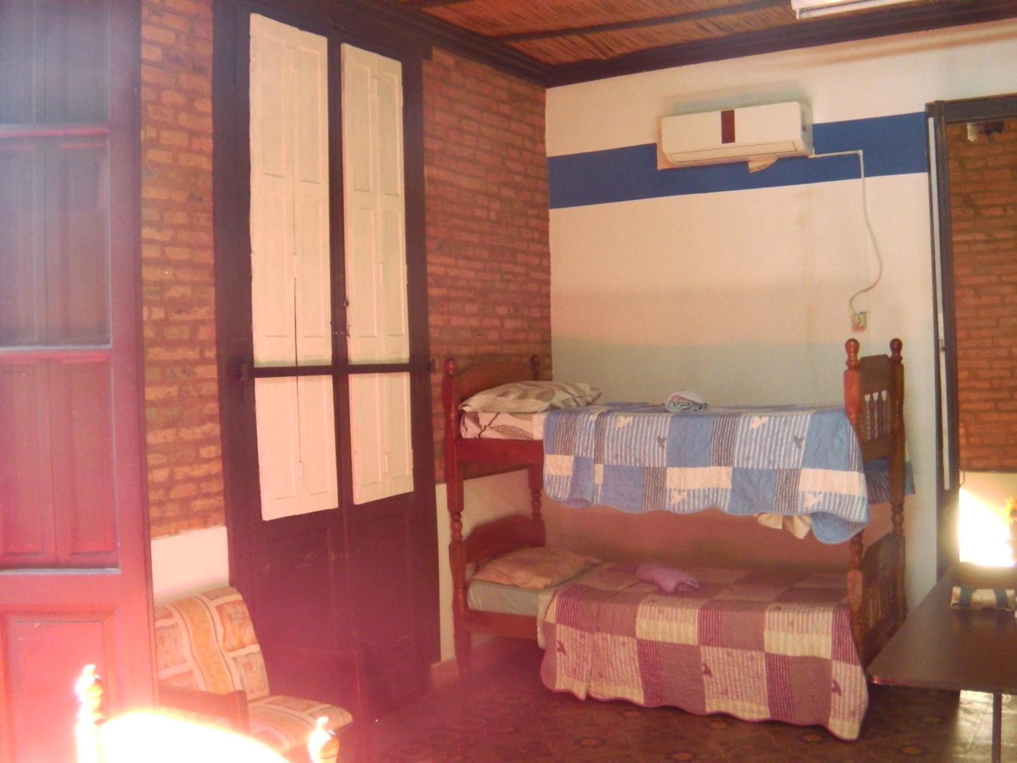 Panambi Hostel Ασουνσιόν Δωμάτιο φωτογραφία