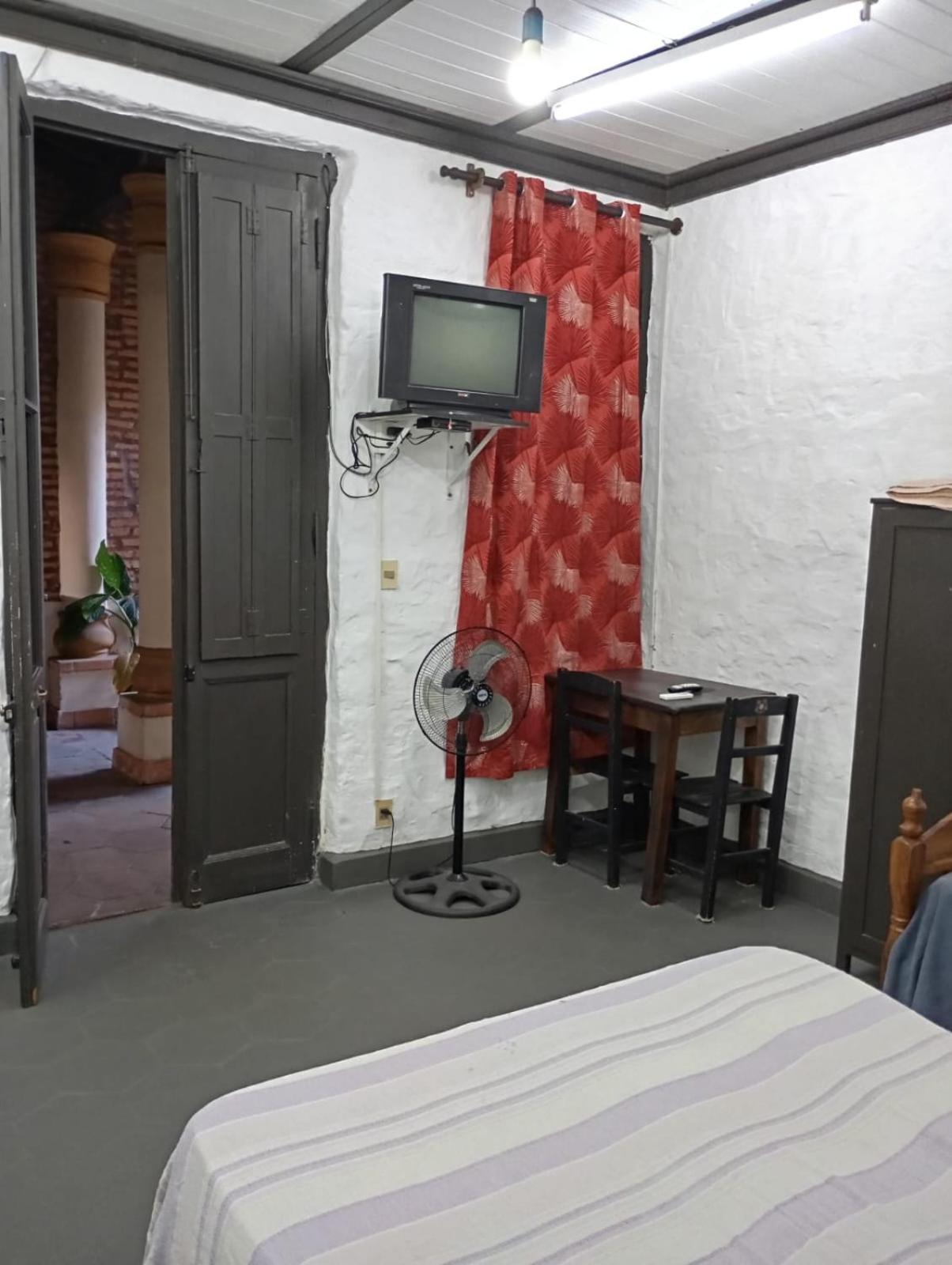 Panambi Hostel Ασουνσιόν Εξωτερικό φωτογραφία
